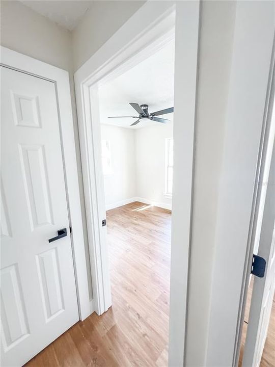 For Sale: $379,999 (3 beds, 1 baths, 1225 Square Feet)
