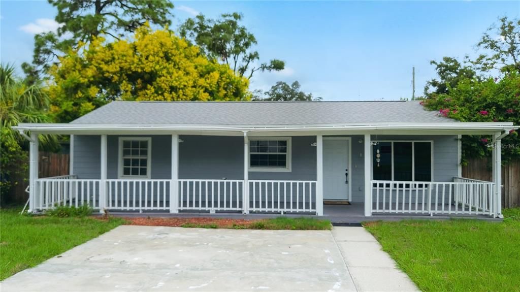 For Rent: $2,300 (3 beds, 2 baths, 1378 Square Feet)