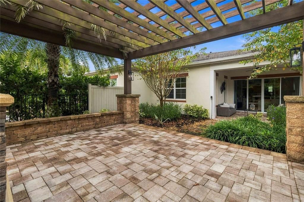 En Venta: $380,000 (2 camas, 2 baños, 1346 Pies cuadrados)