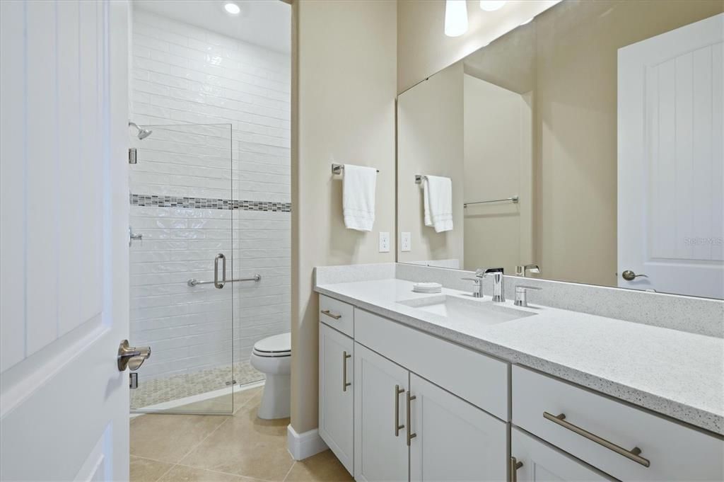 For Sale: $779,000 (3 beds, 3 baths, 2936 Square Feet)