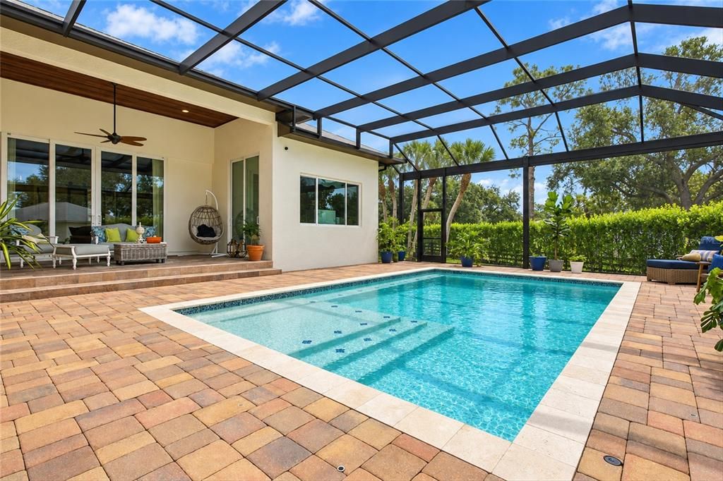 For Sale: $1,599,000 (3 beds, 4 baths, 3636 Square Feet)
