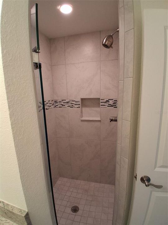 For Rent: $5,000 (2 beds, 2 baths, 1032 Square Feet)