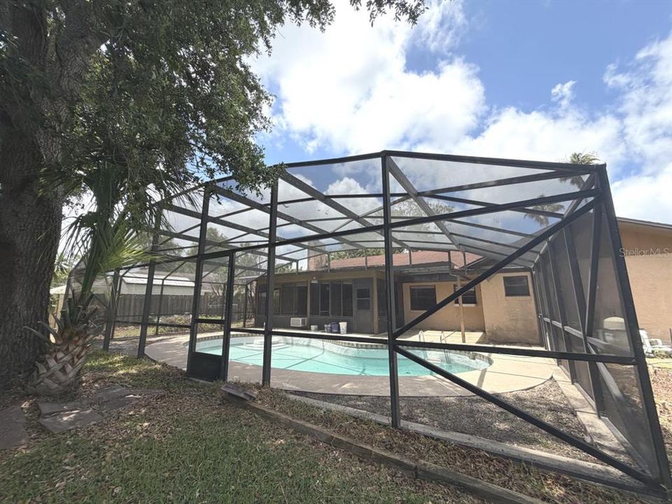 En Venta: $299,900 (3 camas, 2 baños, 1666 Pies cuadrados)