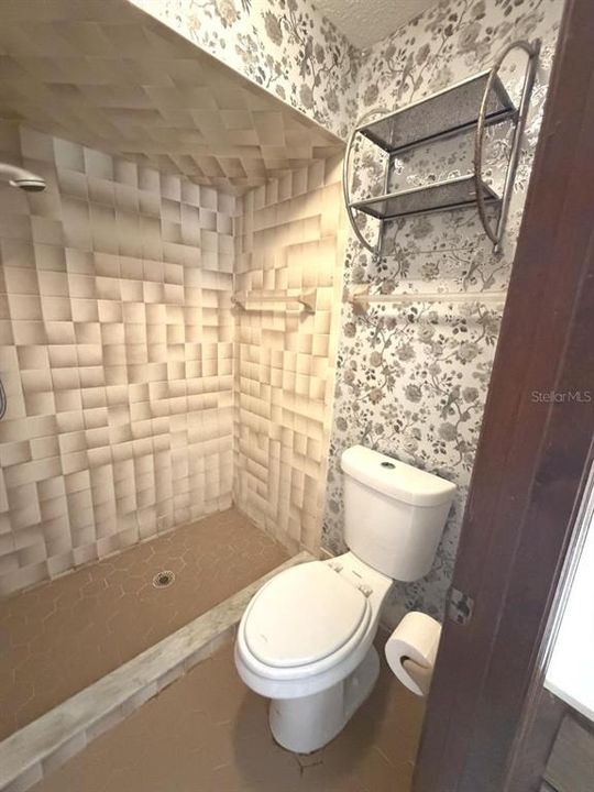 En Venta: $299,900 (3 camas, 2 baños, 1666 Pies cuadrados)