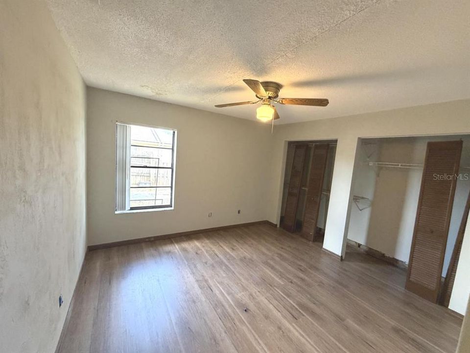 En Venta: $299,900 (3 camas, 2 baños, 1666 Pies cuadrados)