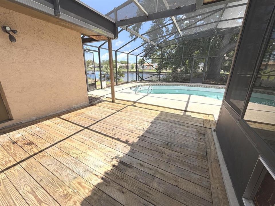 En Venta: $299,900 (3 camas, 2 baños, 1666 Pies cuadrados)