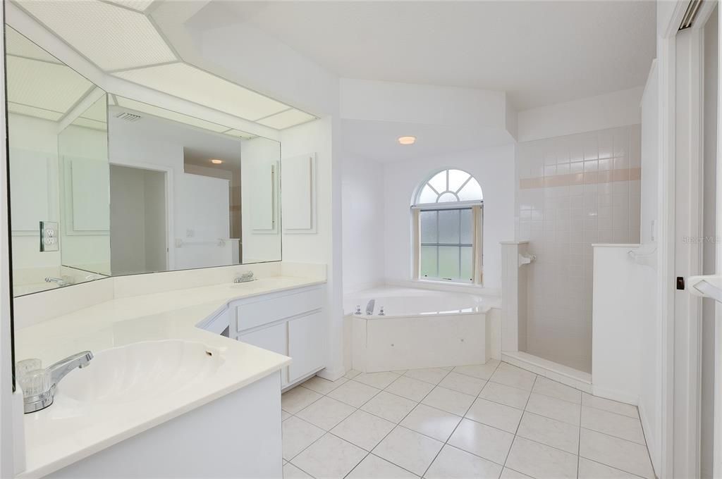 For Sale: $459,000 (3 beds, 2 baths, 2172 Square Feet)