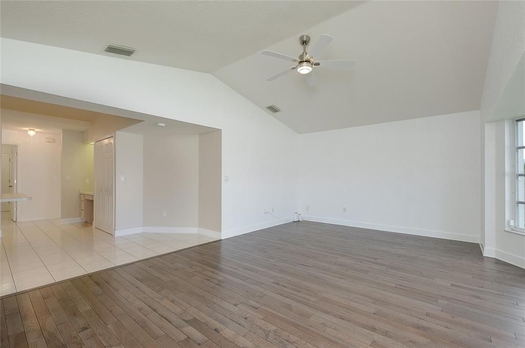 For Sale: $459,000 (3 beds, 2 baths, 2172 Square Feet)