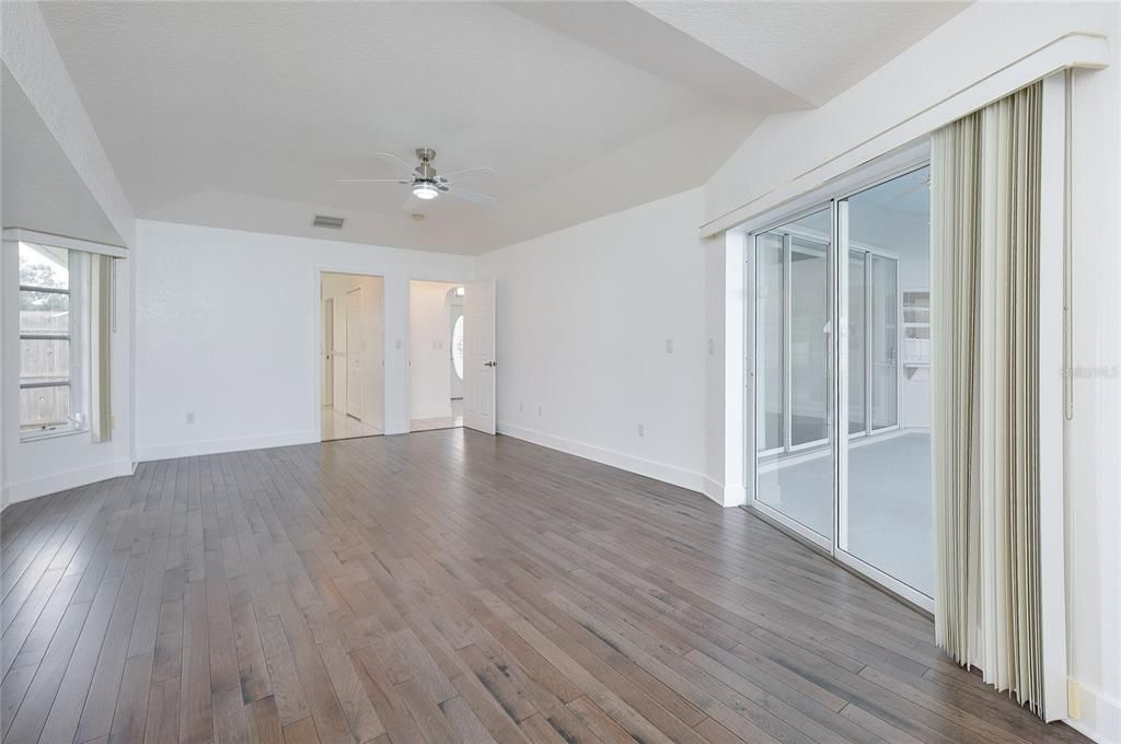 For Sale: $459,000 (3 beds, 2 baths, 2172 Square Feet)
