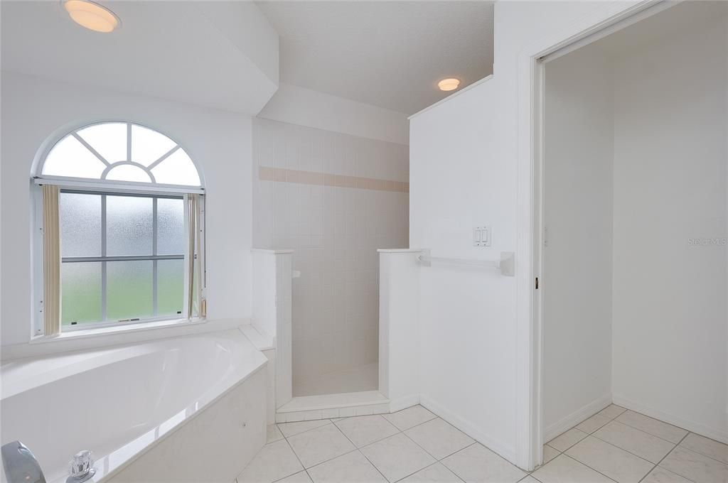 For Sale: $459,000 (3 beds, 2 baths, 2172 Square Feet)