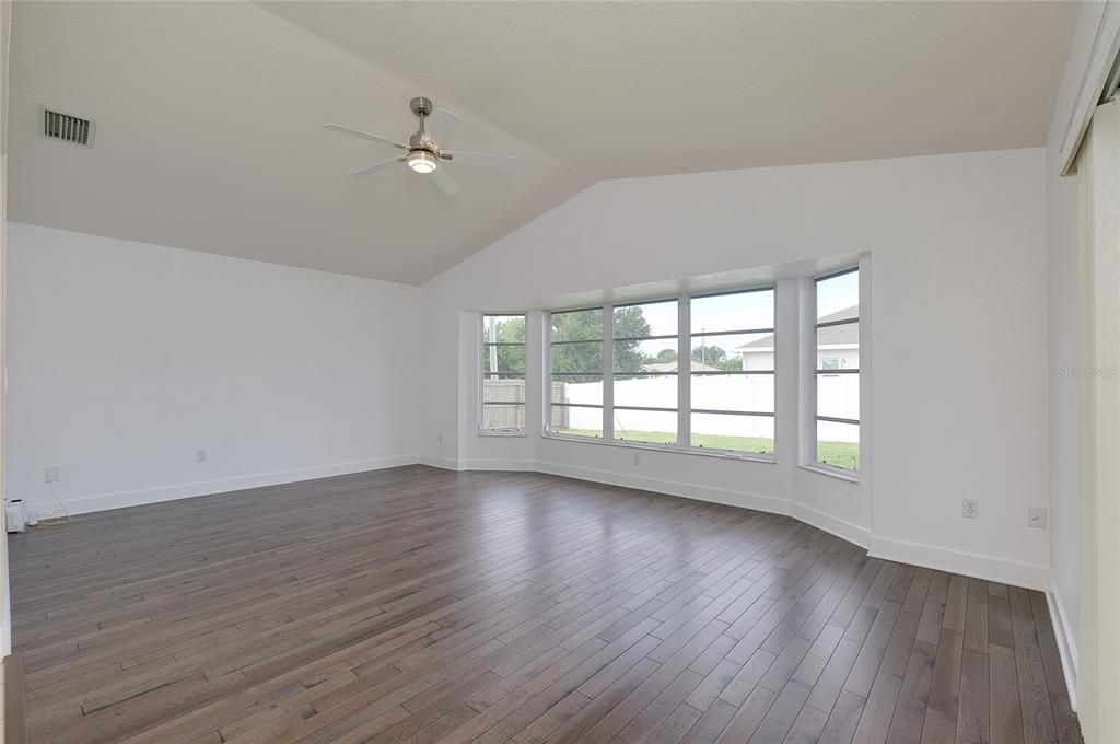For Sale: $459,000 (3 beds, 2 baths, 2172 Square Feet)