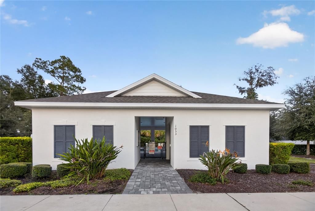 For Sale: $335,000 (4 beds, 2 baths, 1890 Square Feet)