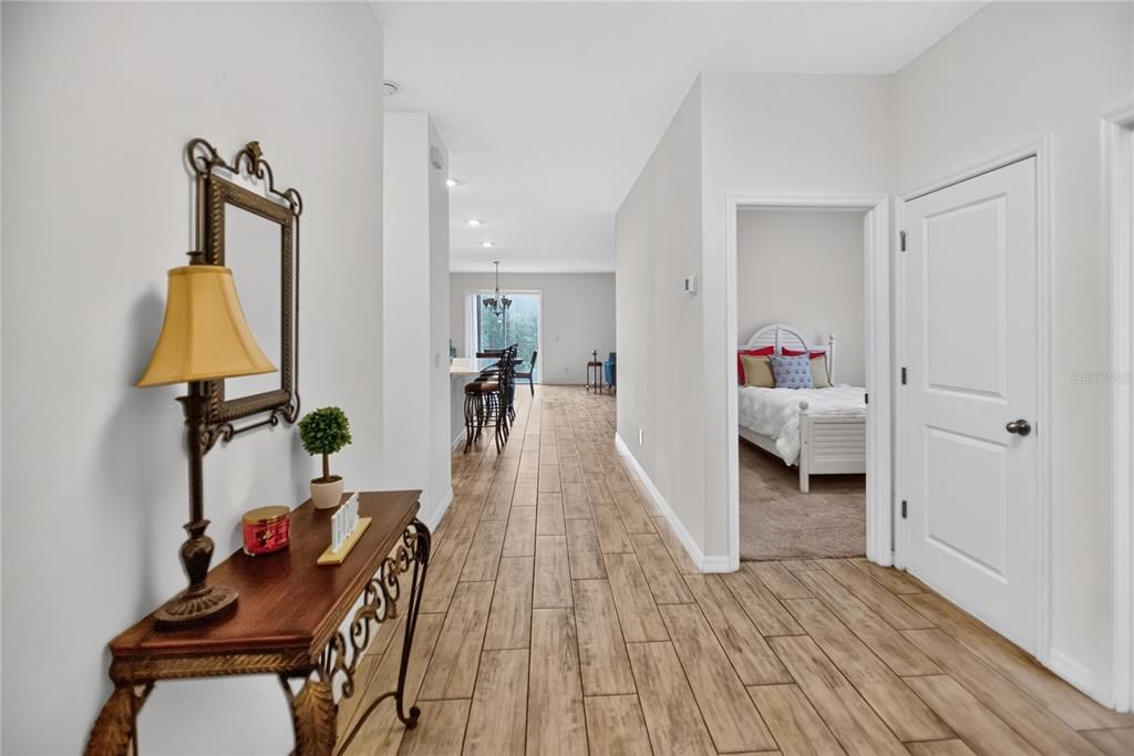 For Sale: $335,000 (4 beds, 2 baths, 1890 Square Feet)