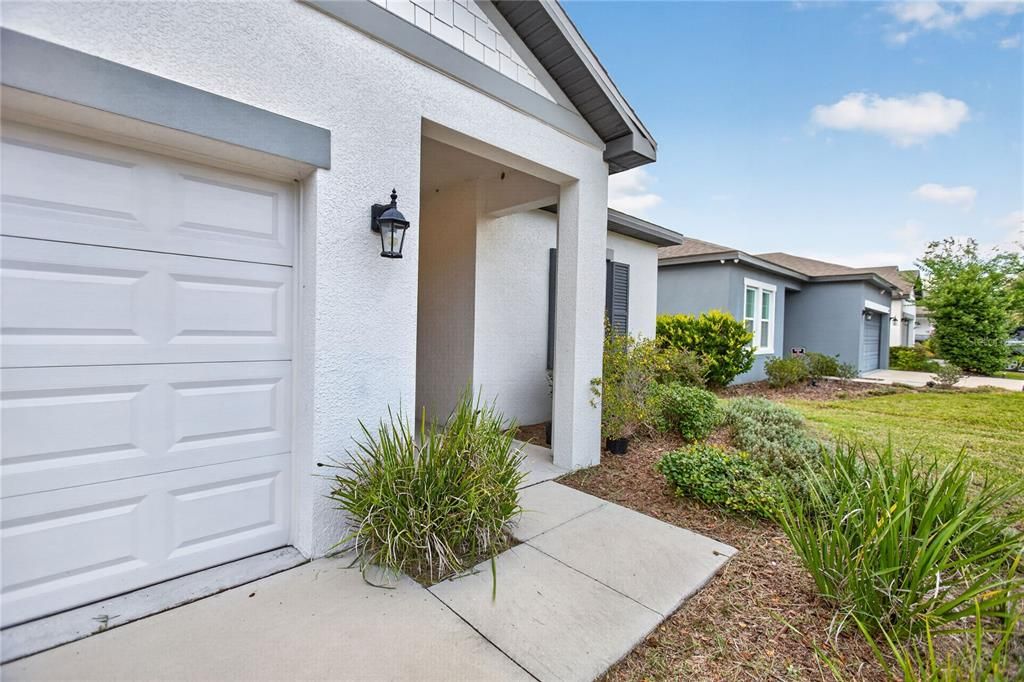 For Sale: $335,000 (4 beds, 2 baths, 1890 Square Feet)