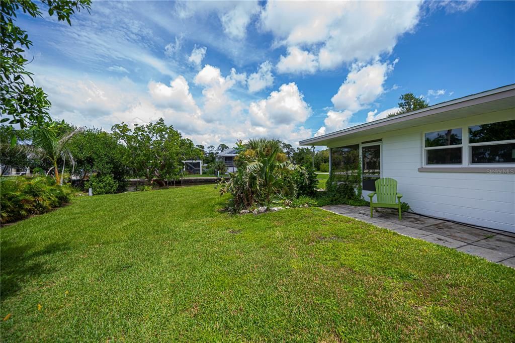 For Sale: $499,876 (3 beds, 2 baths, 1354 Square Feet)