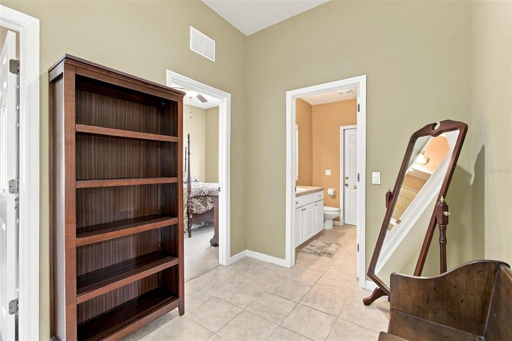 For Sale: $339,900 (3 beds, 2 baths, 2028 Square Feet)
