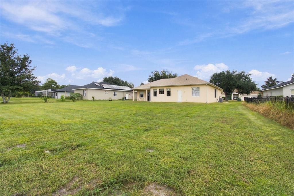 For Sale: $339,900 (3 beds, 2 baths, 2028 Square Feet)