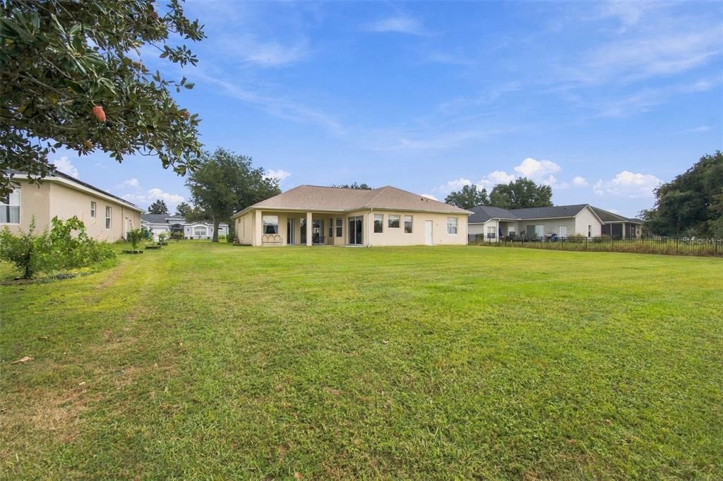 For Sale: $339,900 (3 beds, 2 baths, 2028 Square Feet)
