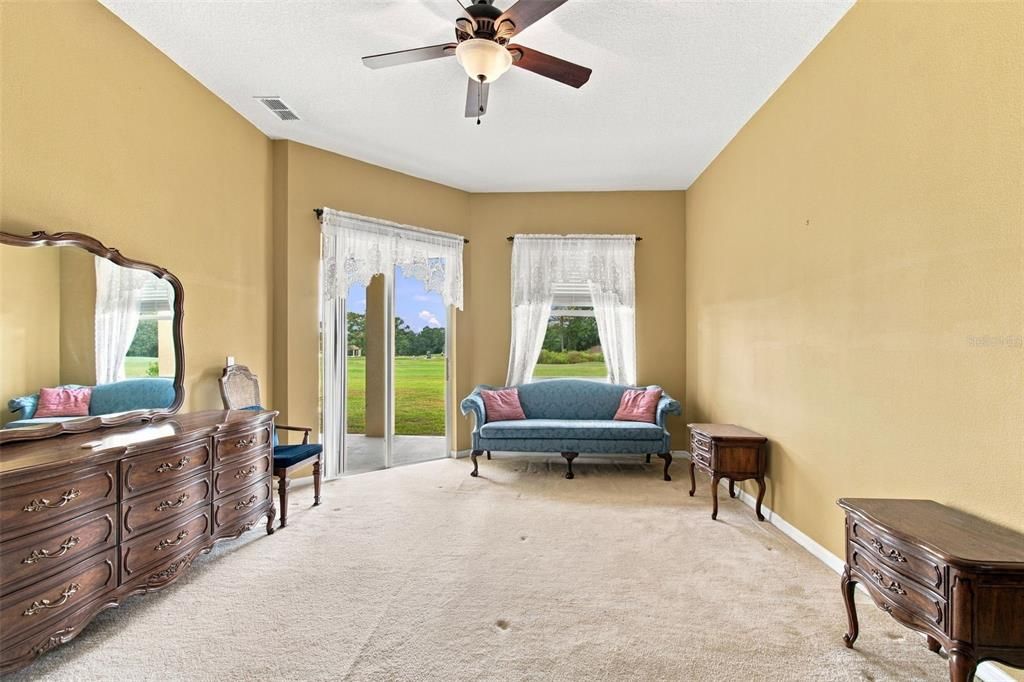 For Sale: $339,900 (3 beds, 2 baths, 2028 Square Feet)