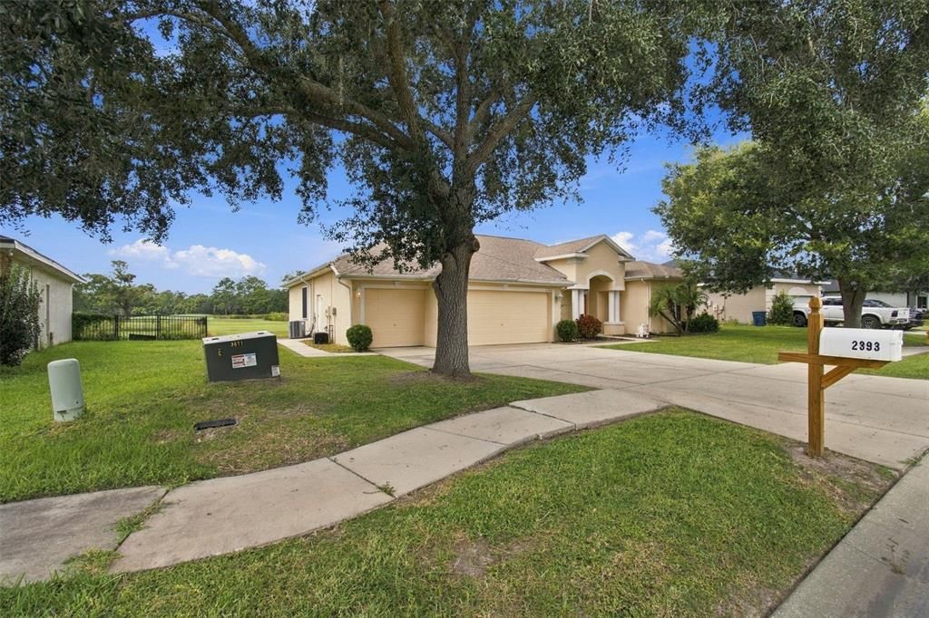 For Sale: $339,900 (3 beds, 2 baths, 2028 Square Feet)