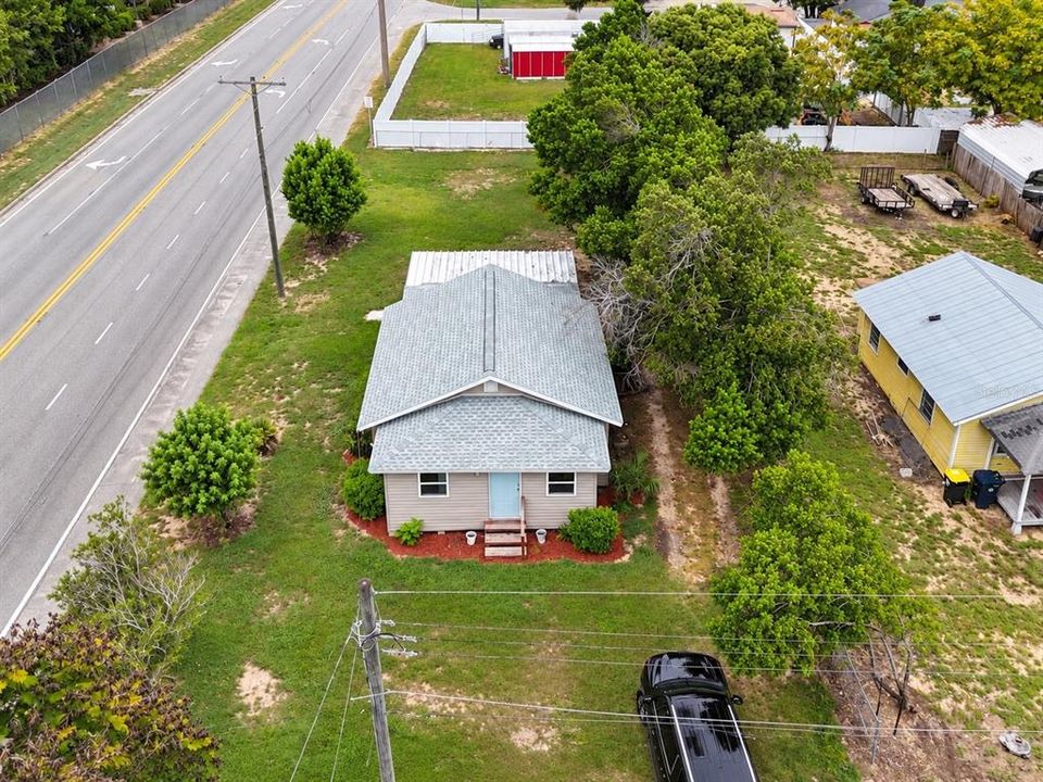 For Sale: $184,900 (2 beds, 1 baths, 752 Square Feet)