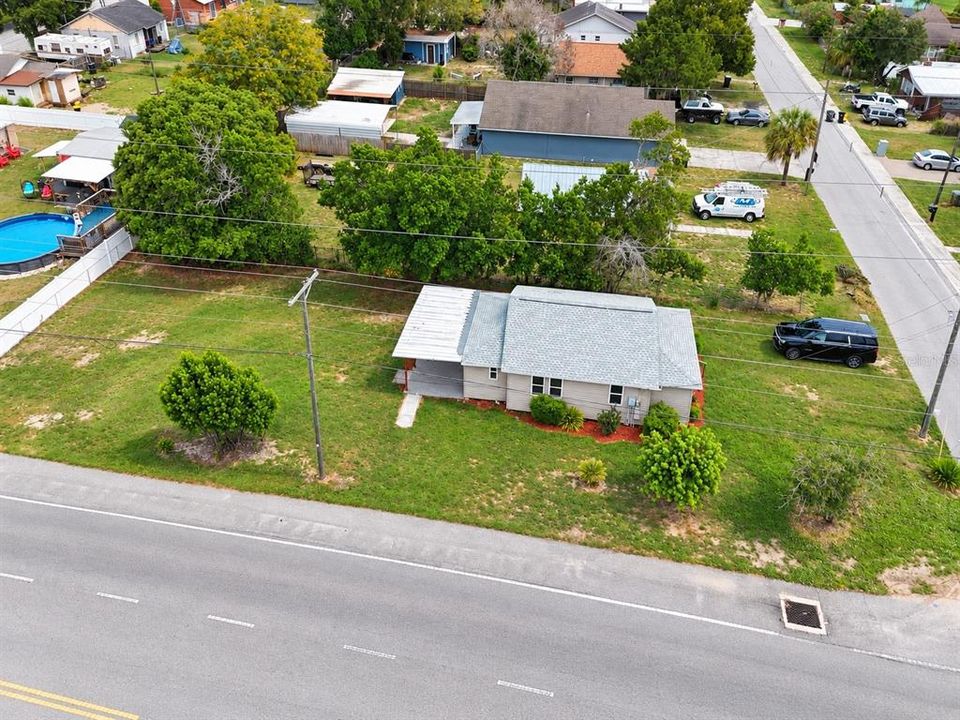 For Sale: $184,900 (2 beds, 1 baths, 752 Square Feet)