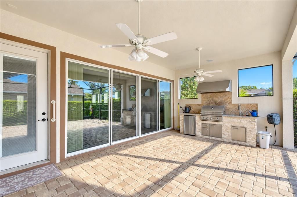 For Sale: $625,000 (3 beds, 2 baths, 2640 Square Feet)