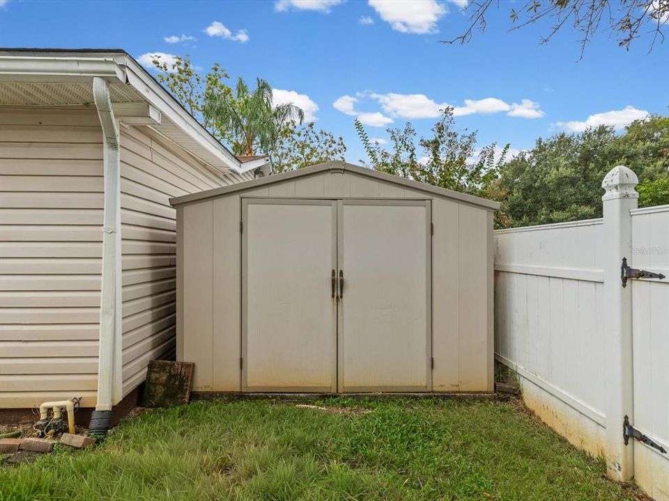 For Sale: $345,000 (2 beds, 2 baths, 1158 Square Feet)