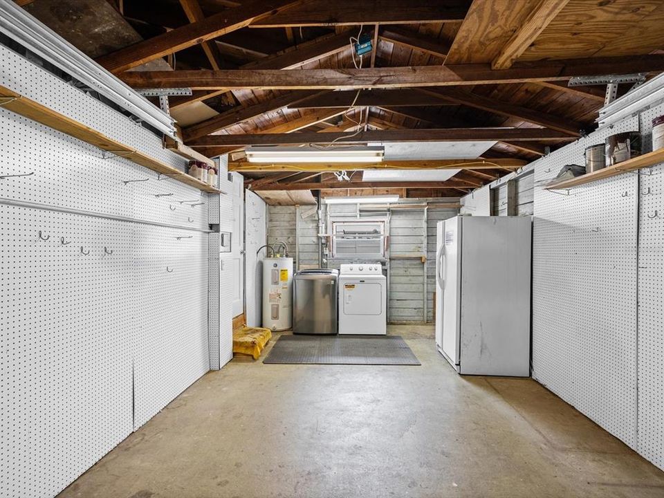 For Sale: $345,000 (2 beds, 2 baths, 1158 Square Feet)