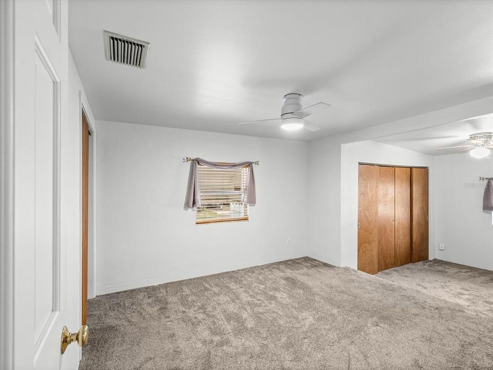 For Sale: $345,000 (2 beds, 2 baths, 1158 Square Feet)