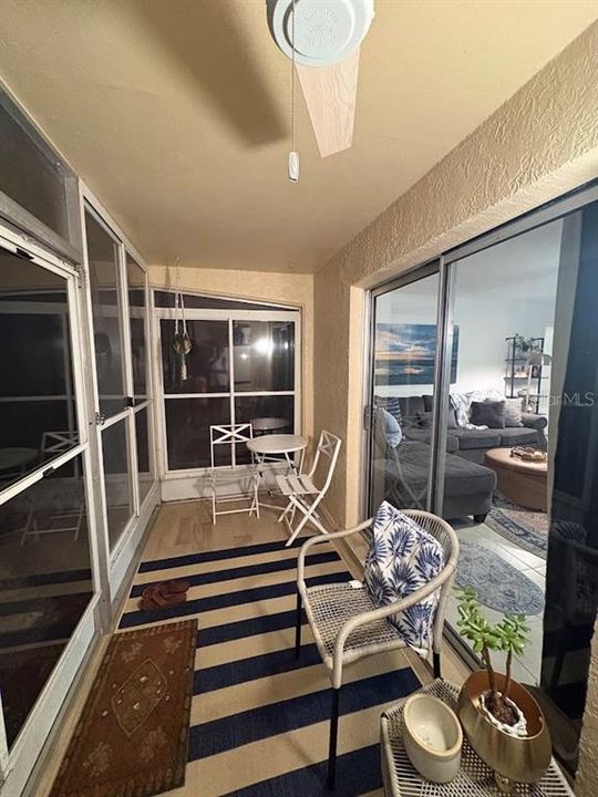 For Rent: $2,900 (1 beds, 1 baths, 745 Square Feet)