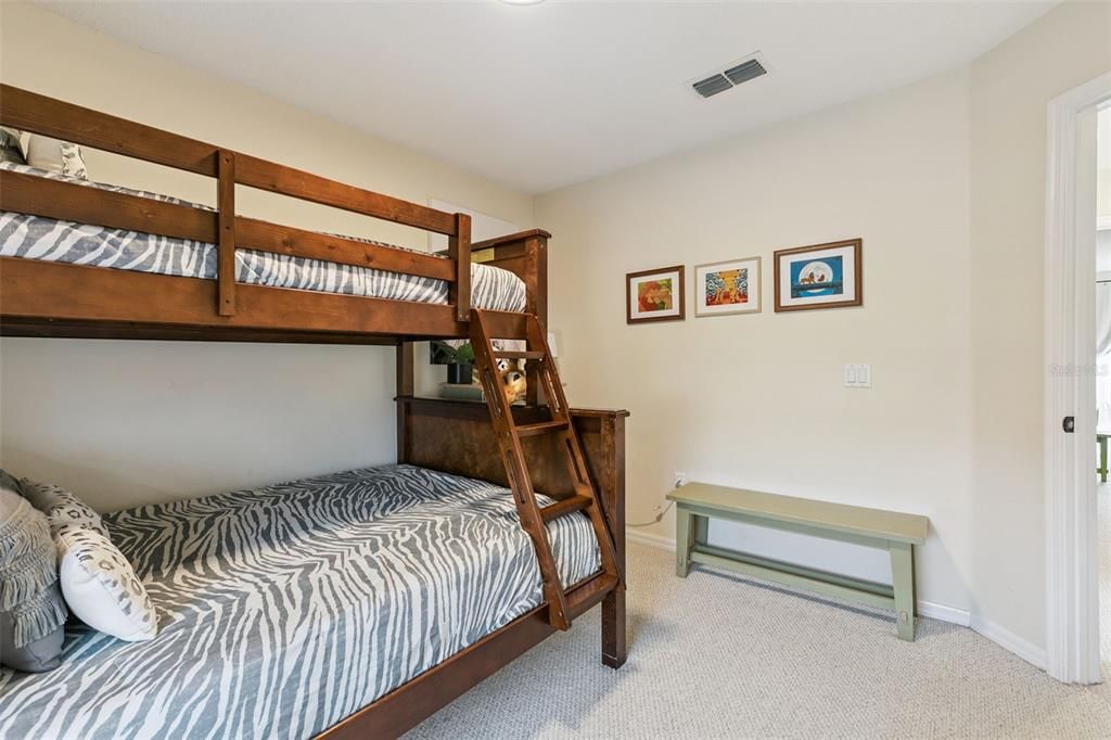 For Sale: $315,000 (4 beds, 3 baths, 1645 Square Feet)