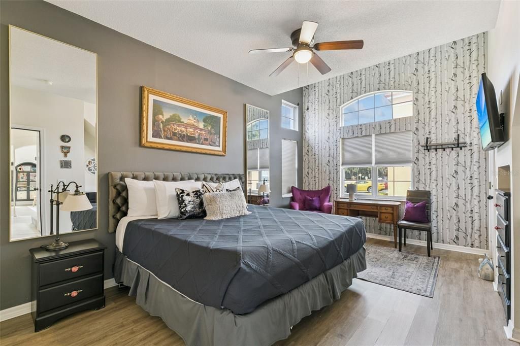 For Sale: $315,000 (4 beds, 3 baths, 1645 Square Feet)