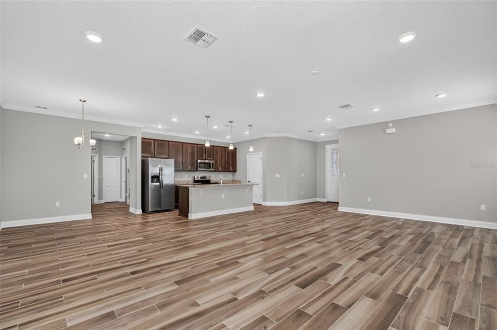 For Sale: $380,000 (3 beds, 2 baths, 2066 Square Feet)