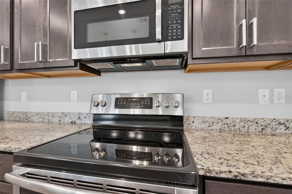 For Sale: $380,000 (3 beds, 2 baths, 2066 Square Feet)
