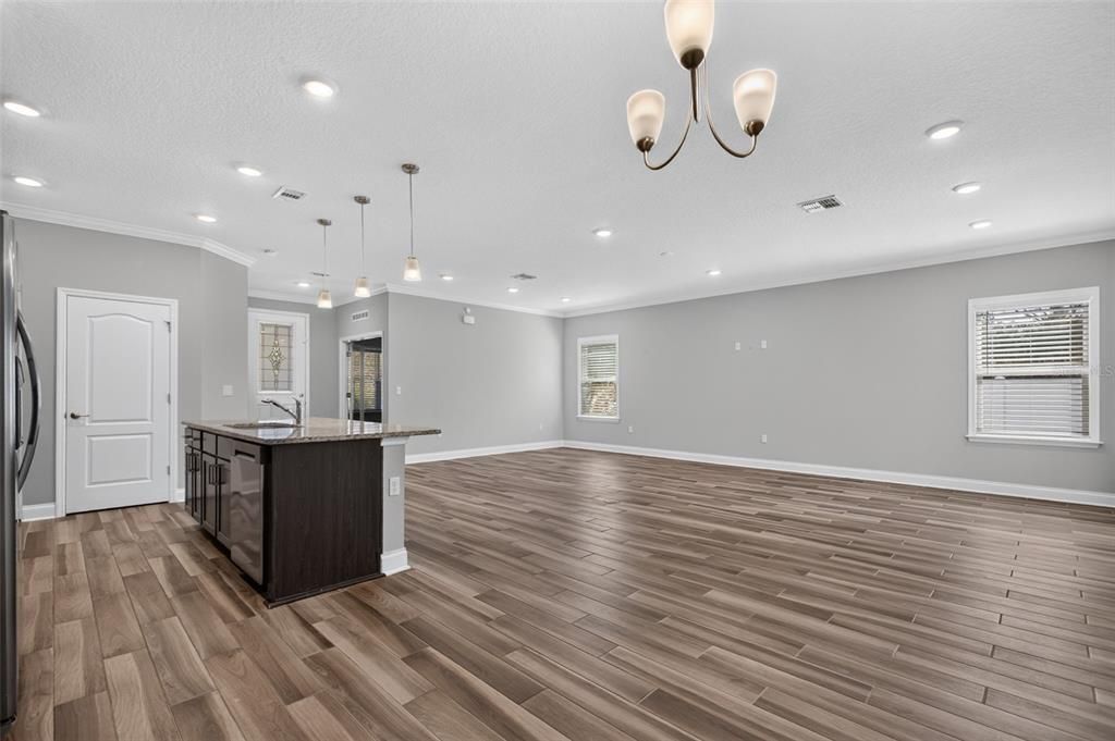 For Sale: $380,000 (3 beds, 2 baths, 2066 Square Feet)