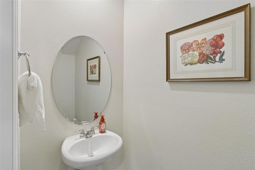 For Sale: $250,000 (3 beds, 2 baths, 1463 Square Feet)