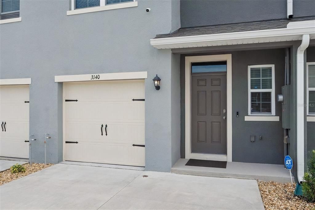 For Sale: $250,000 (3 beds, 2 baths, 1463 Square Feet)