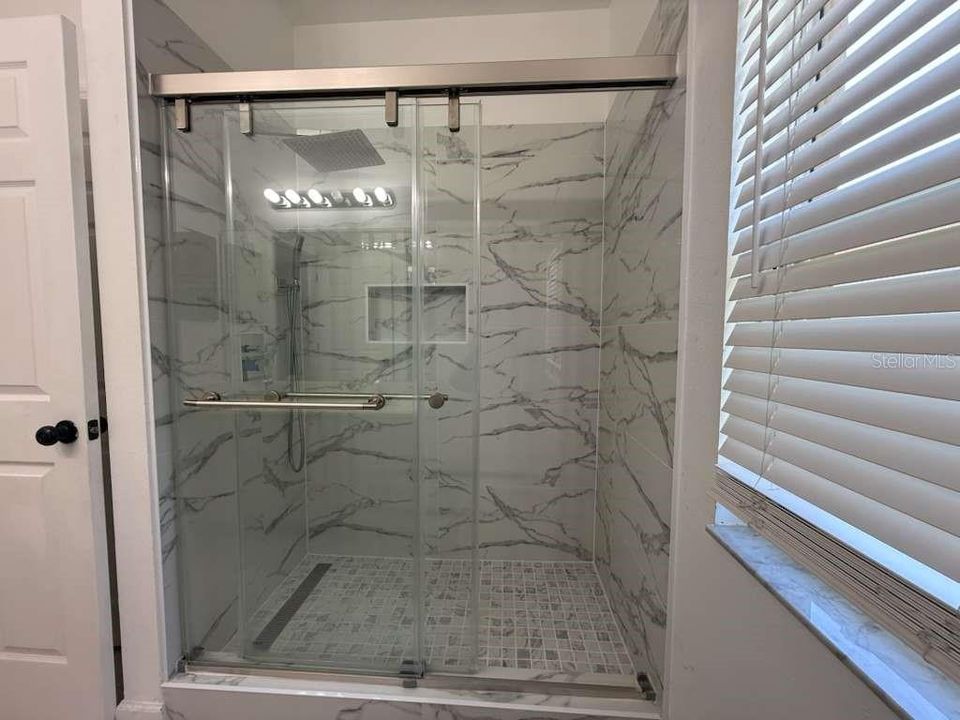 For Rent: $2,500 (3 beds, 2 baths, 1862 Square Feet)
