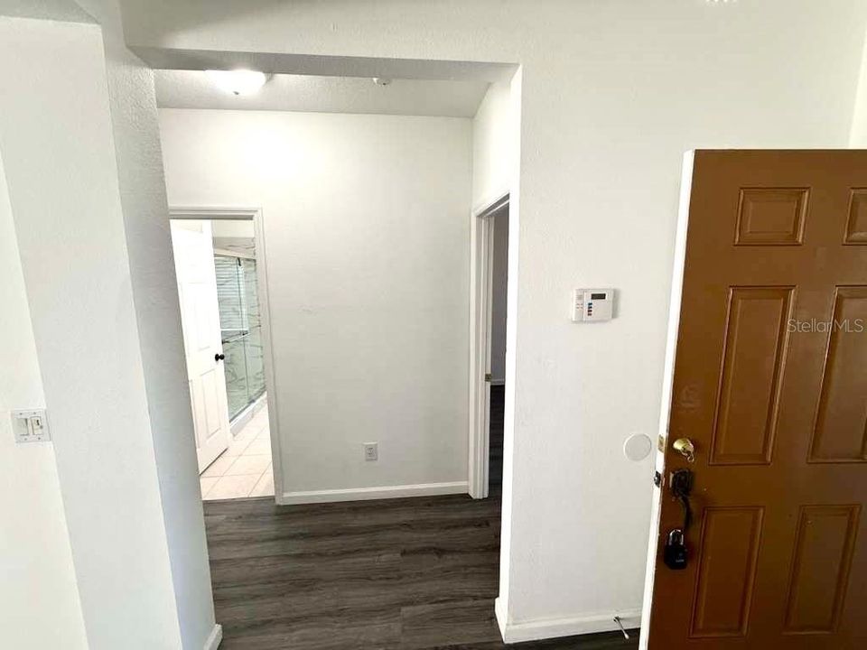 For Rent: $2,500 (3 beds, 2 baths, 1862 Square Feet)