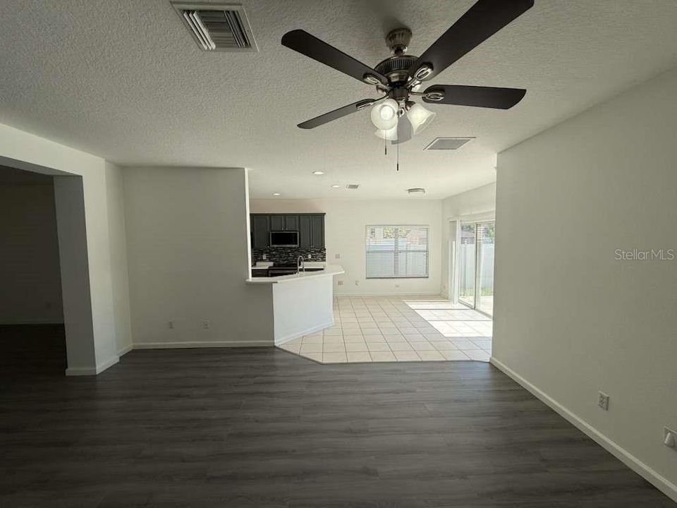 For Rent: $2,500 (3 beds, 2 baths, 1862 Square Feet)