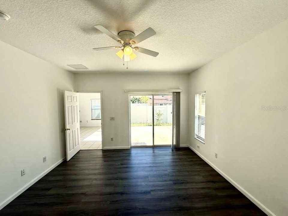 For Rent: $2,500 (3 beds, 2 baths, 1862 Square Feet)