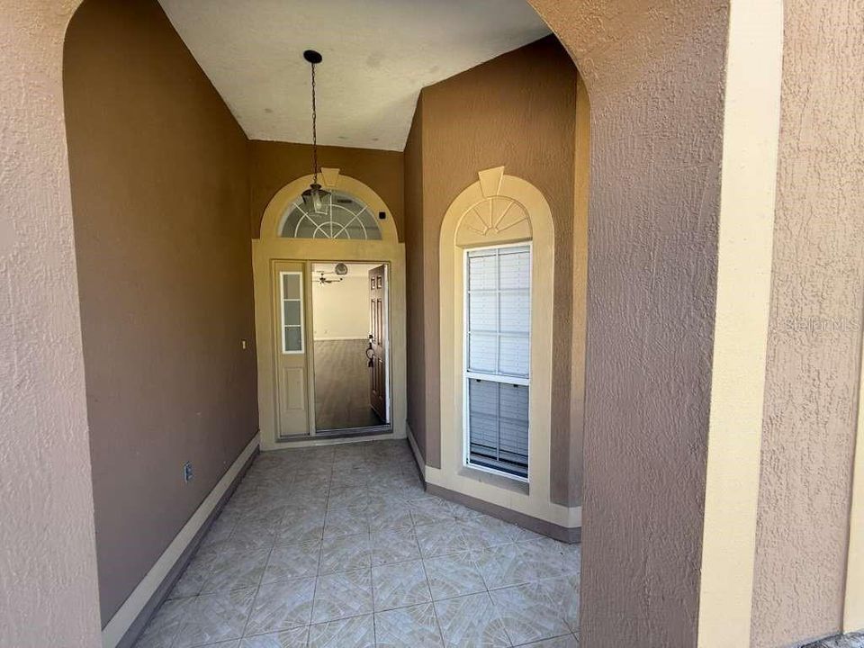 For Rent: $2,500 (3 beds, 2 baths, 1862 Square Feet)