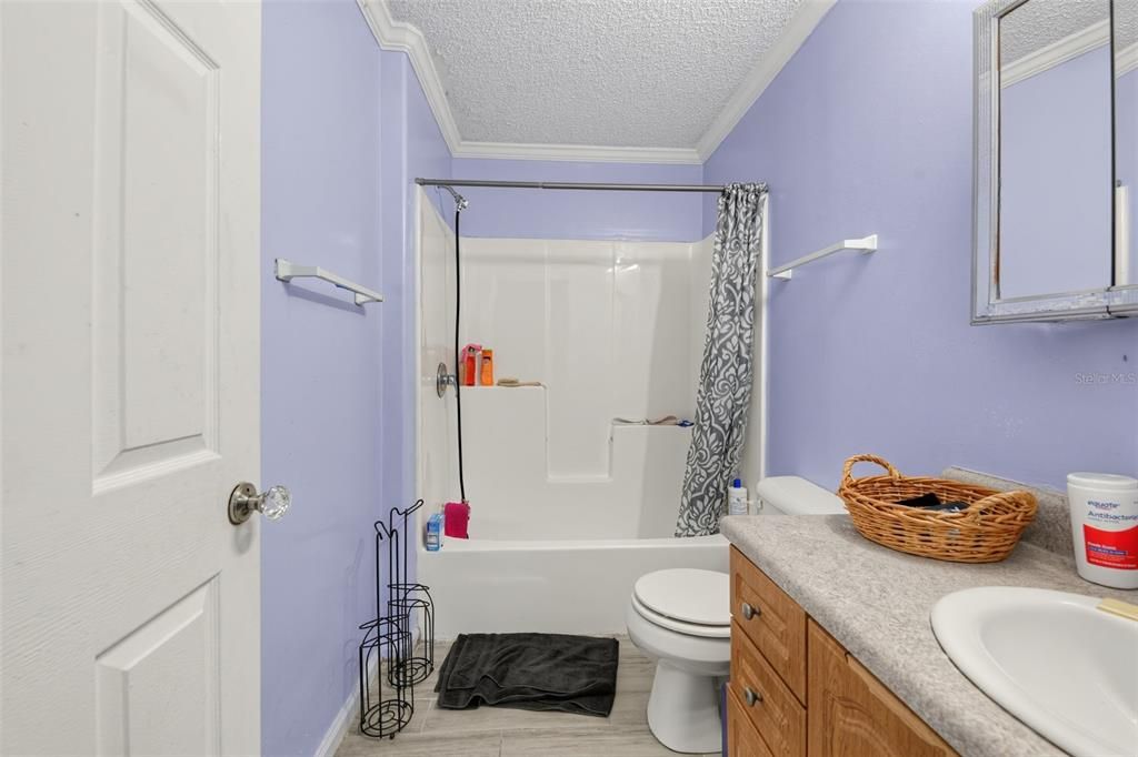 For Sale: $271,000 (3 beds, 2 baths, 1144 Square Feet)