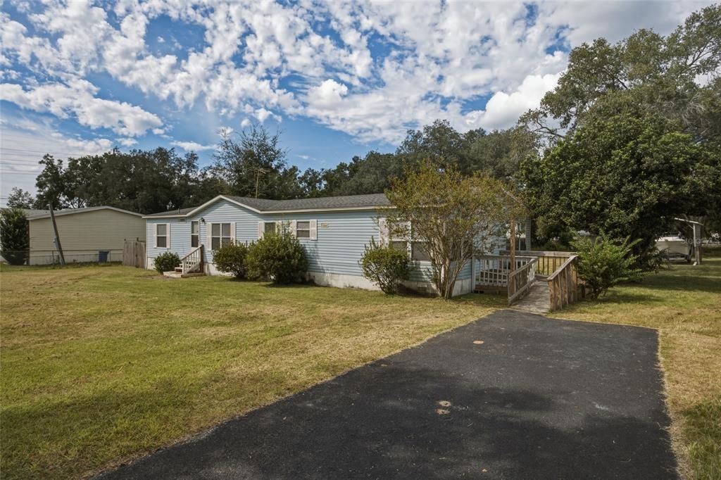 For Sale: $179,000 (3 beds, 2 baths, 1728 Square Feet)