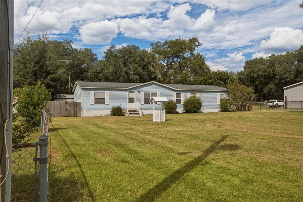 For Sale: $179,000 (3 beds, 2 baths, 1728 Square Feet)