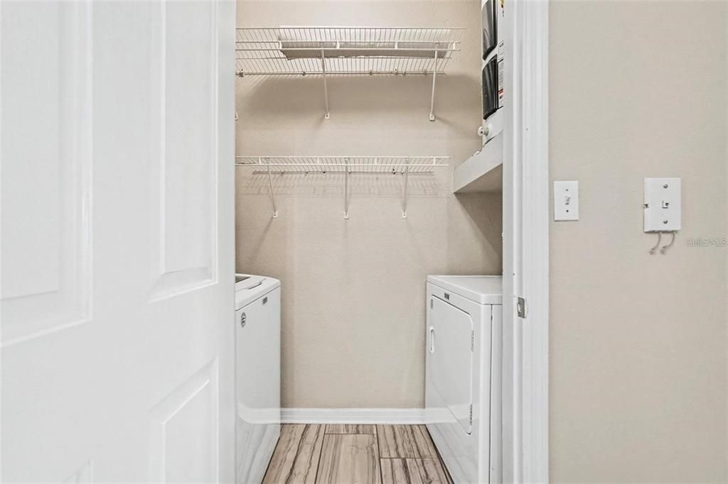 В аренду: $2,750 (2 спален, 2 ванн, 1085 Квадратных фут)