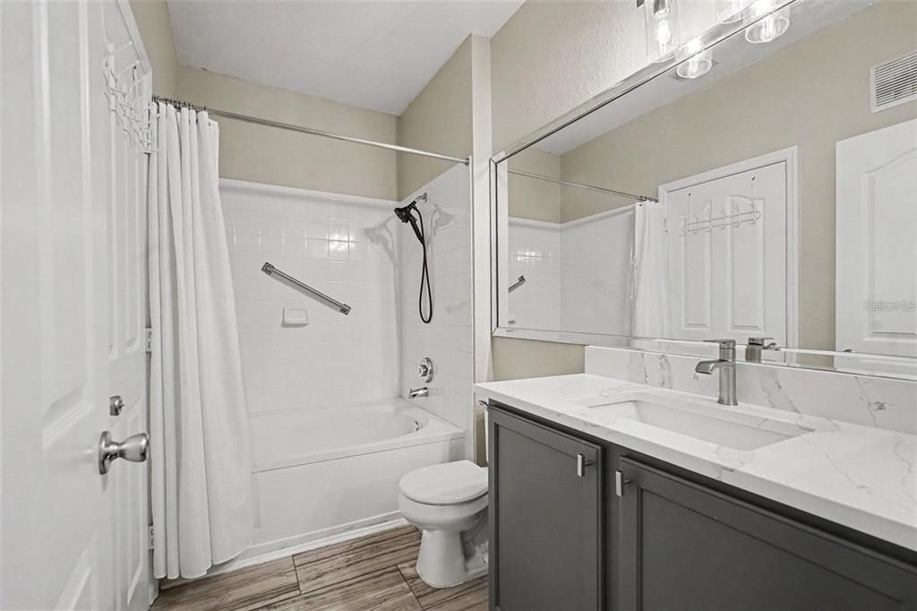 В аренду: $2,750 (2 спален, 2 ванн, 1085 Квадратных фут)