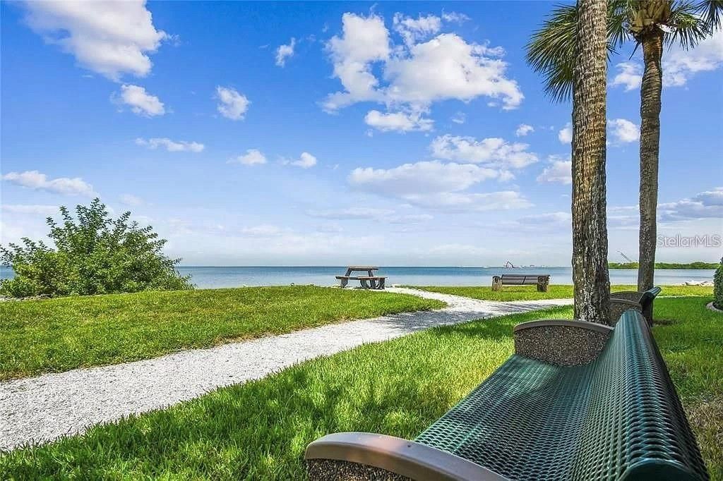 В аренду: $2,750 (2 спален, 2 ванн, 1085 Квадратных фут)