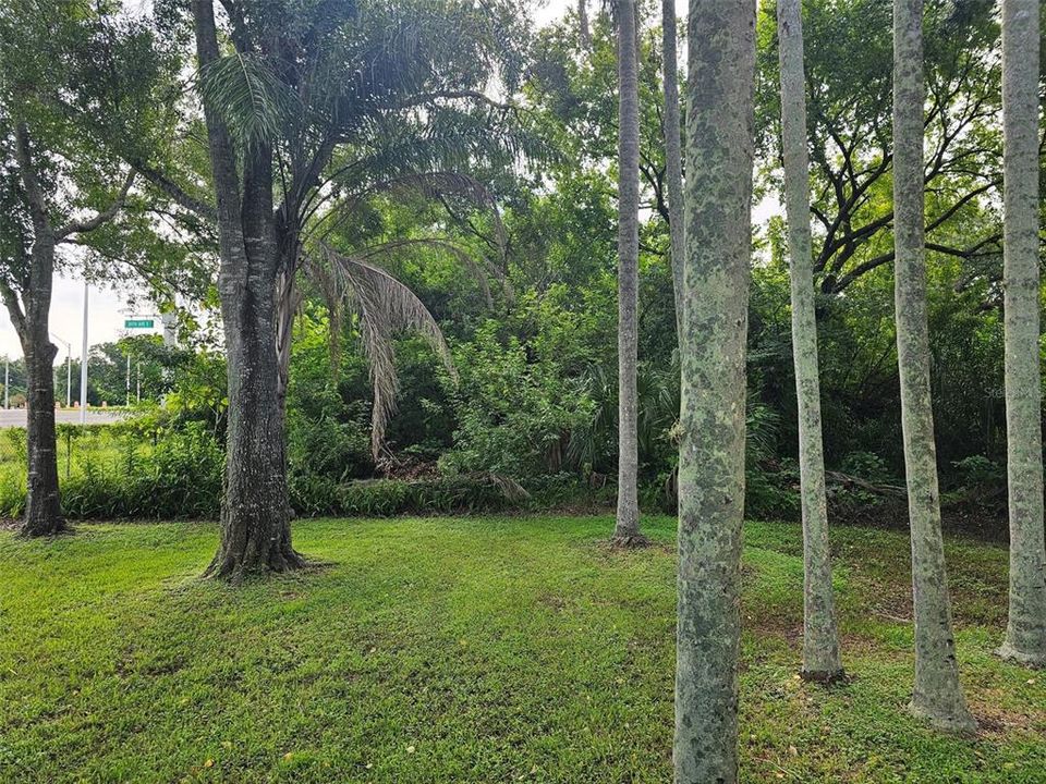 For Rent: $1,900 (3 beds, 2 baths, 1056 Square Feet)
